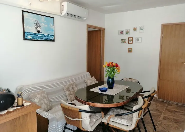 Apartment Zarace Apartman *